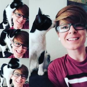 Meet your Posher, Charisse